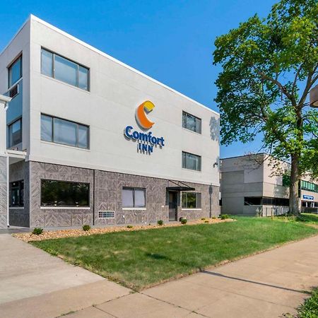 Comfort Inn Kansas City Exterior photo