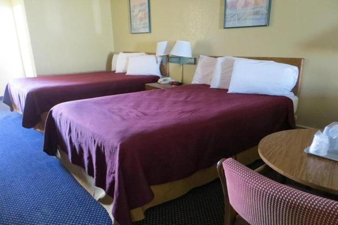 Comfort Inn Kansas City Exterior photo